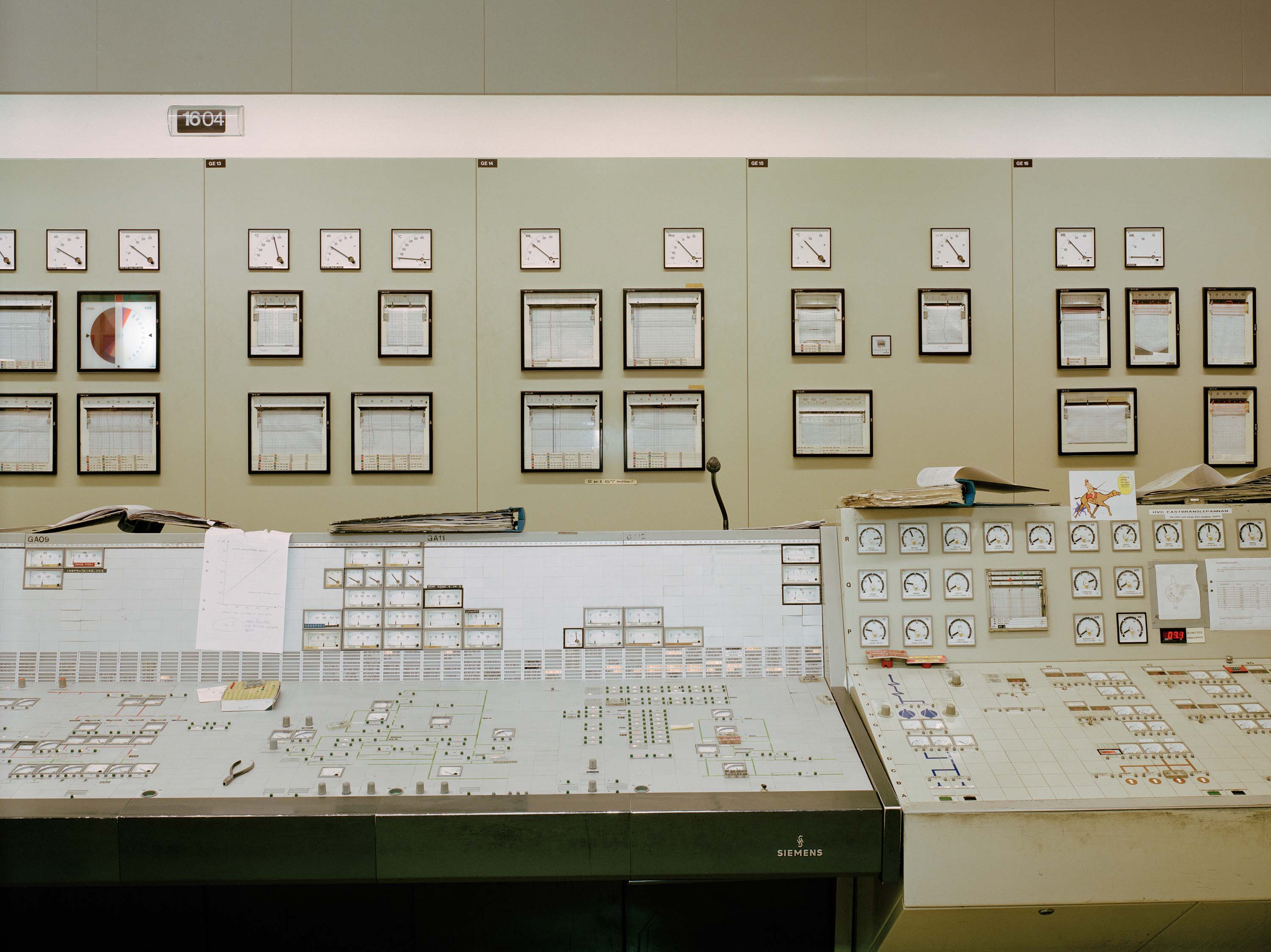 Erik-Hagman_Control-Room_0402_18_3